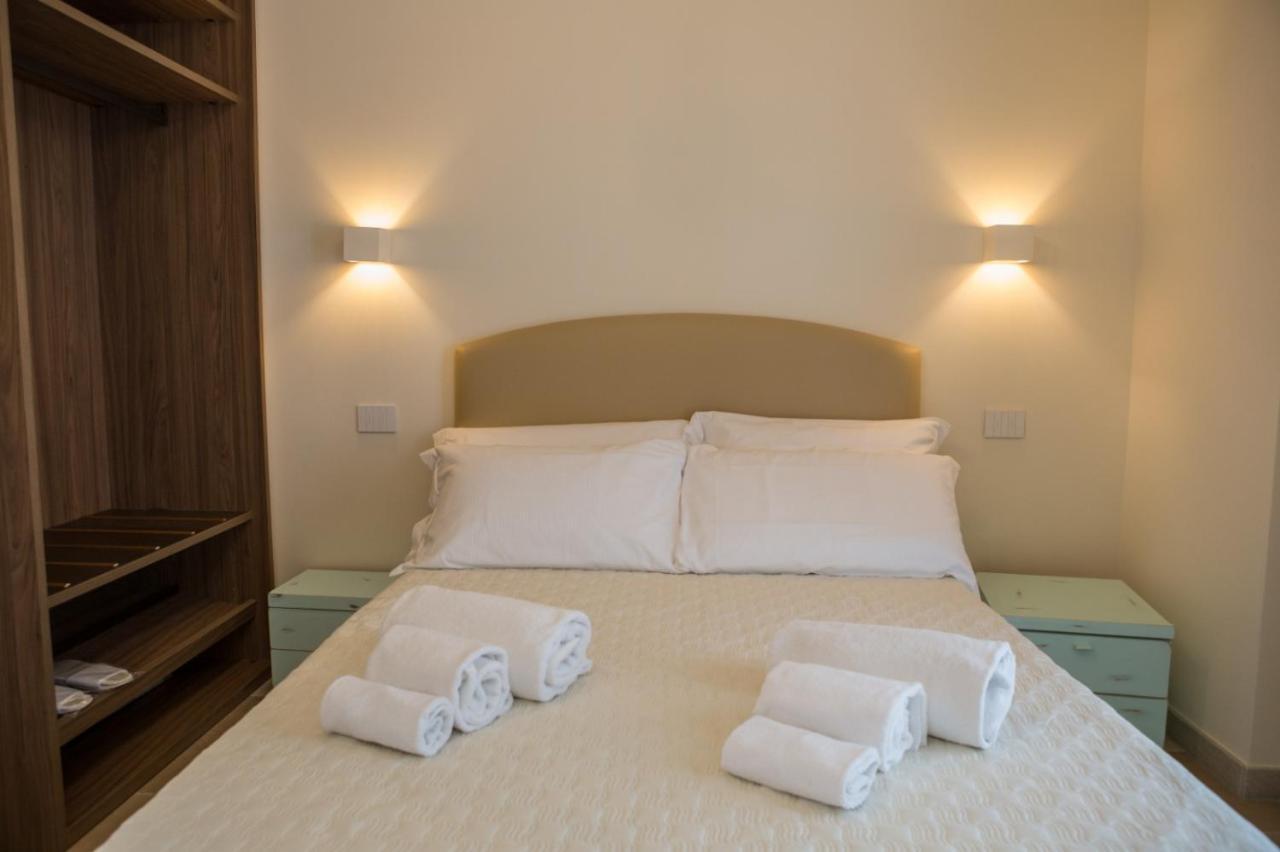 B&B Borgo Marinaro Порто-Сан-Джорджо Екстер'єр фото